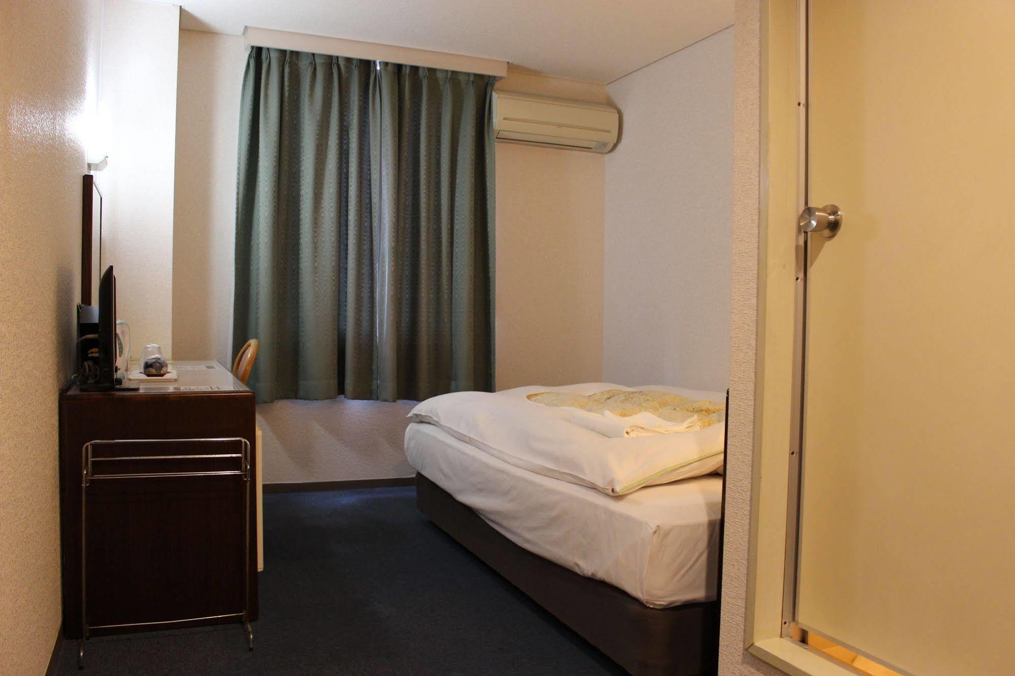Hotel Higashihiroshima Hills Saijo Exterior photo